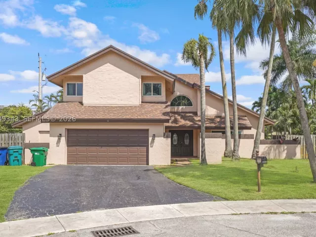 Продажа дома по адресу 8650 SW 57th Ct - фото 8878365