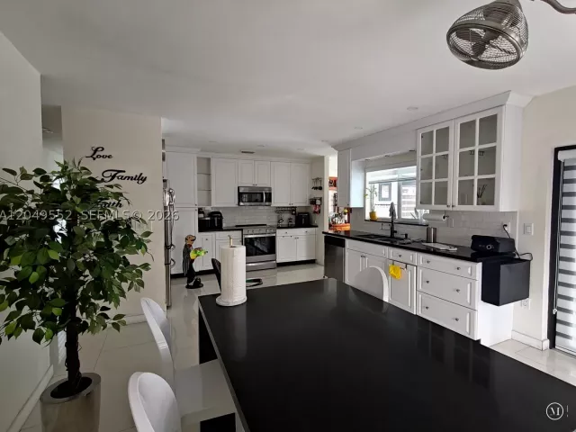 Продажа дома по адресу 14444 SW 107th Ter - фото 8877871