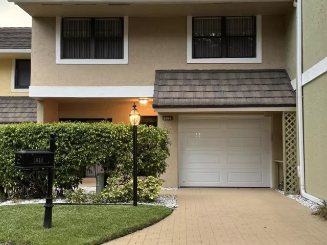 Продажа дома по адресу 5644 Santiago Circle - фото 9362313
