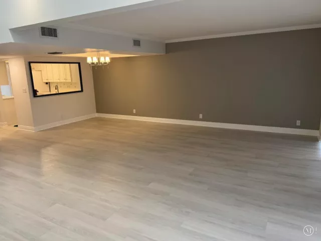 Продажа дома по адресу 5644 Santiago Circle - фото 9362320