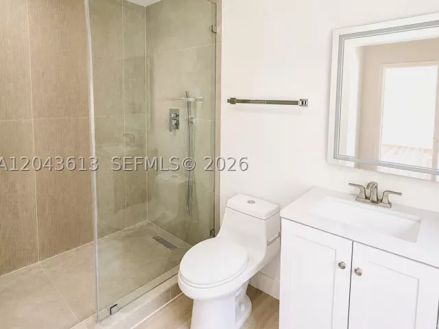 Продажа дома по адресу 1627 N 28th Ct - фото 8908855
