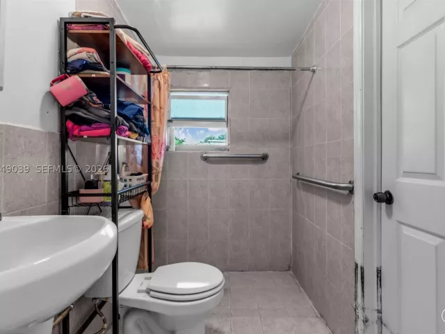 Продажа дома по адресу 20630 NW 37th Ct - фото 9269633