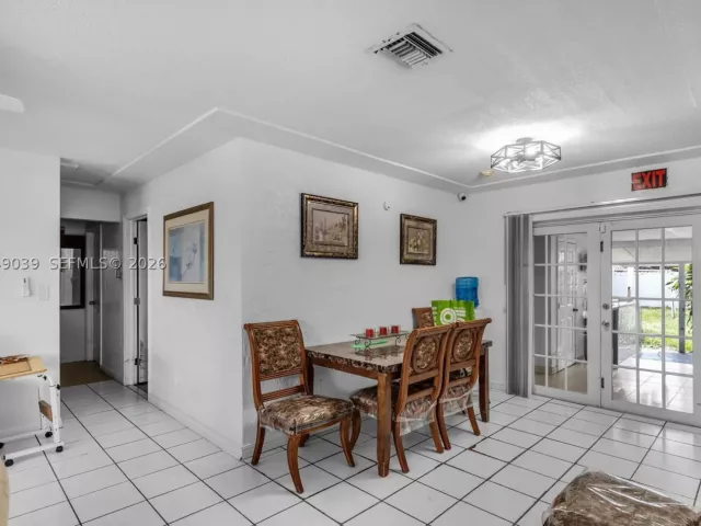 Продажа дома по адресу 20630 NW 37th Ct - фото 9269618