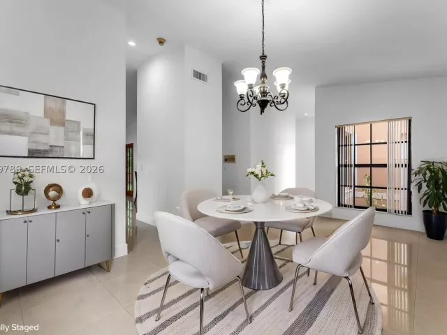 Продажа дома по адресу 3730 SW 136th Ct - фото 8886977
