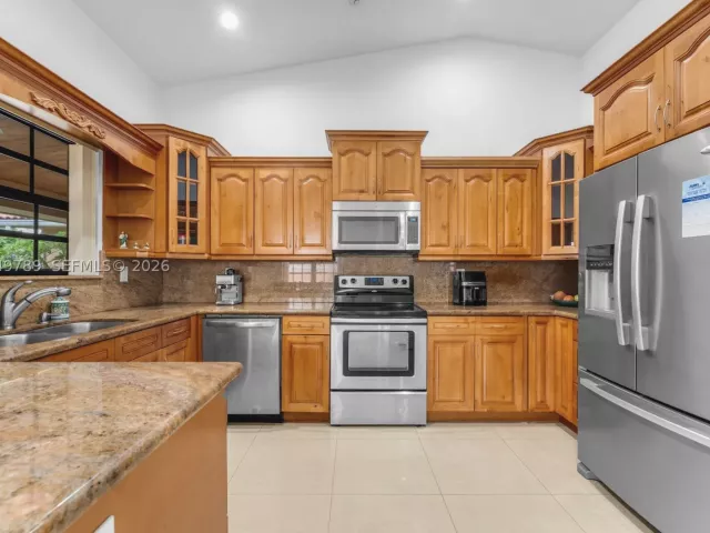 Продажа дома по адресу 3730 SW 136th Ct - фото 8886981