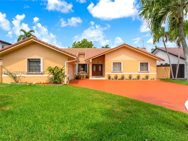 Продажа дома по адресу 3730 SW 136th Ct - фото 8886969
