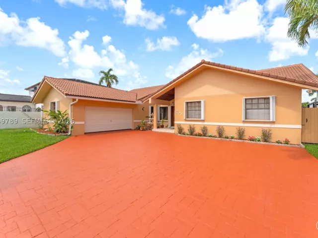 Продажа дома по адресу 3730 SW 136th Ct - фото 8886970