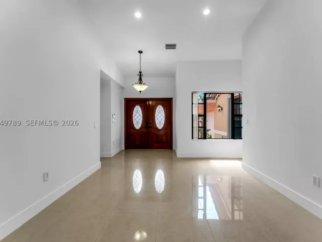 Продажа дома по адресу 3730 SW 136th Ct - фото 8886974
