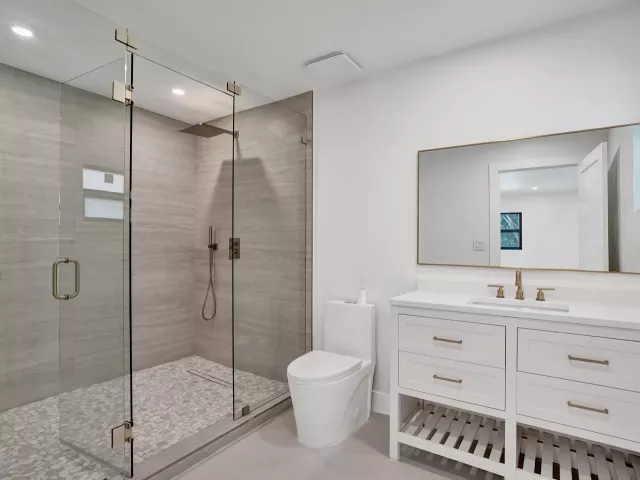 Продажа дома по адресу 5561 NE 26th Avenue - фото 8917630