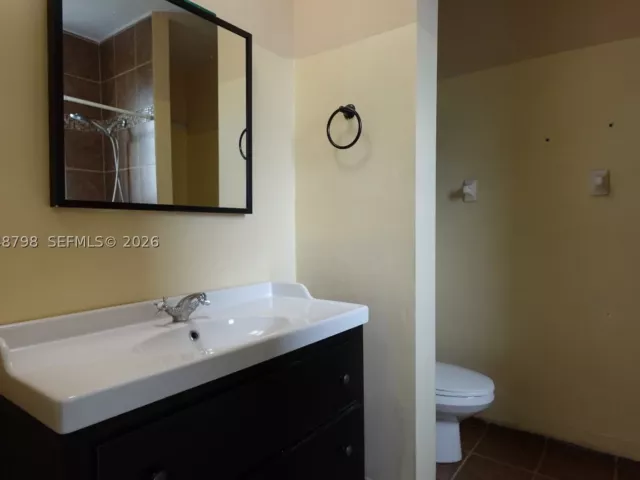 Продажа дома по адресу 16102 NW 22nd St - фото 8899133