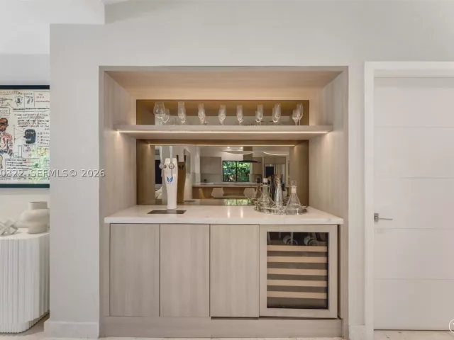 Продажа дома по адресу 771 Fairway Dr - фото 9264480