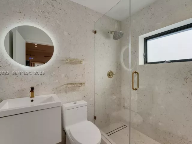 Продажа дома по адресу 771 Fairway Dr - фото 9264497