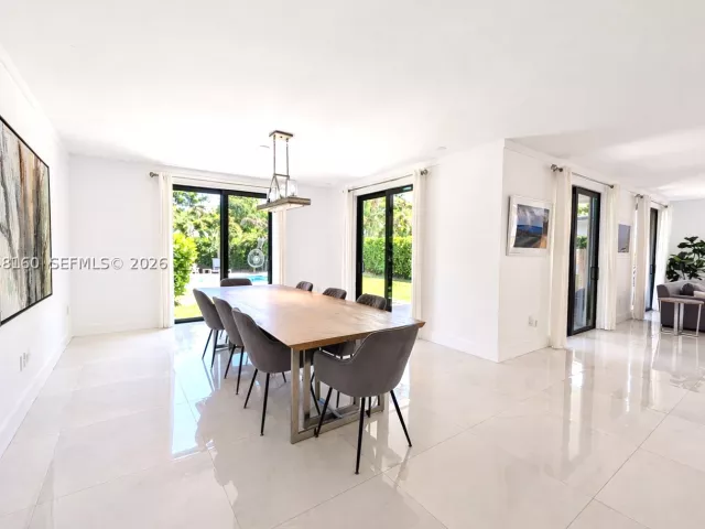 Продажа дома по адресу 471 SW 30th Rd - фото 8880326