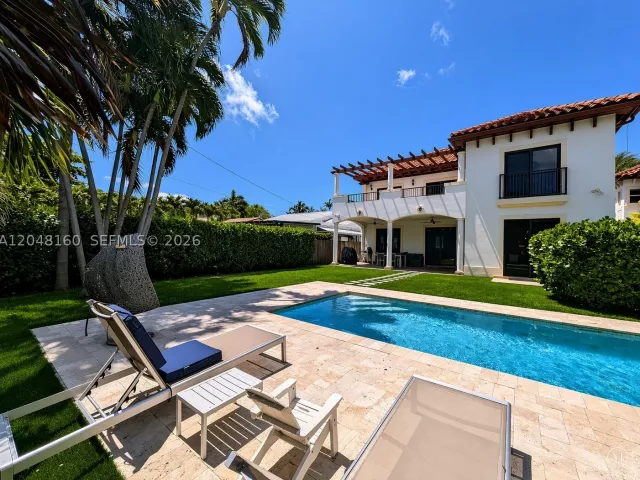 Продажа дома по адресу 471 SW 30th Rd - фото 8880317