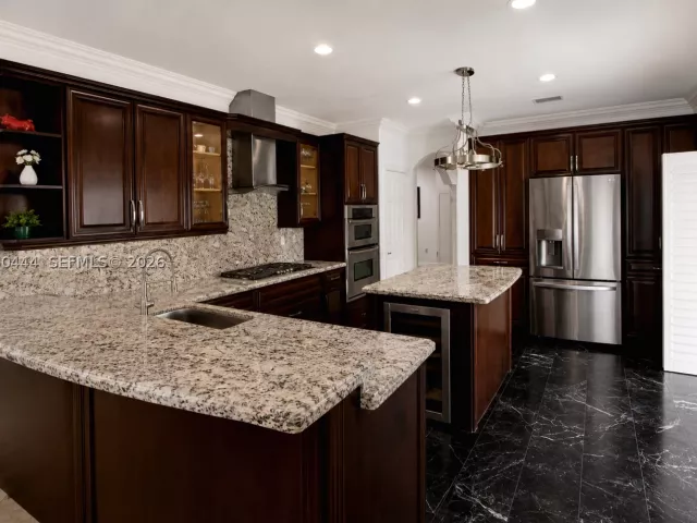 Продажа дома по адресу 16075 SW 149th Ter - фото 8955328