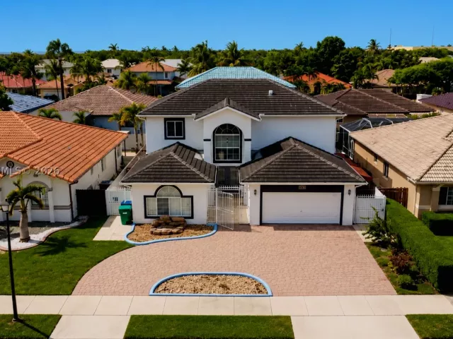Продажа дома по адресу 16075 SW 149th Ter - фото 8955311