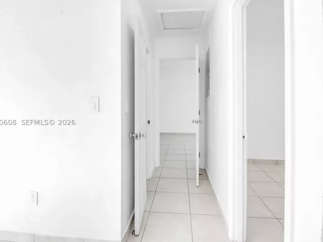 Продажа дома по адресу 19721 SW 122nd Pl - фото 8880746