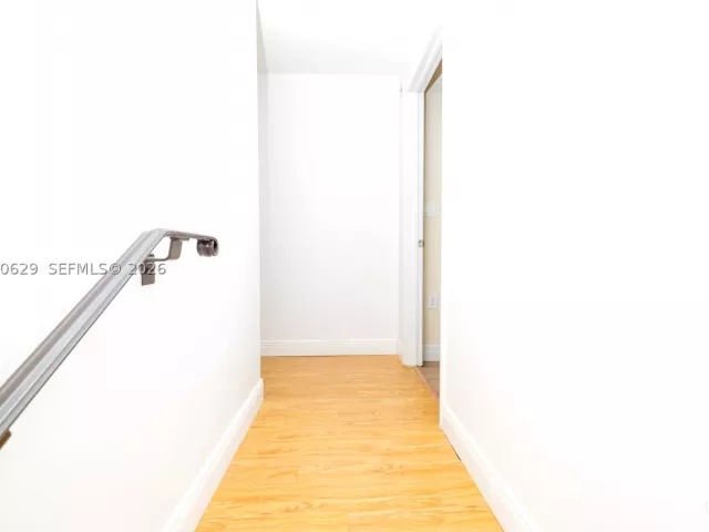 Продажа дома по адресу 18451 NE 27th Pl - фото 9478575