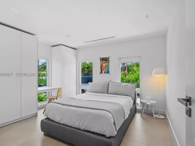Продажа дома по адресу 9033 Emerson Ave - фото 8881183