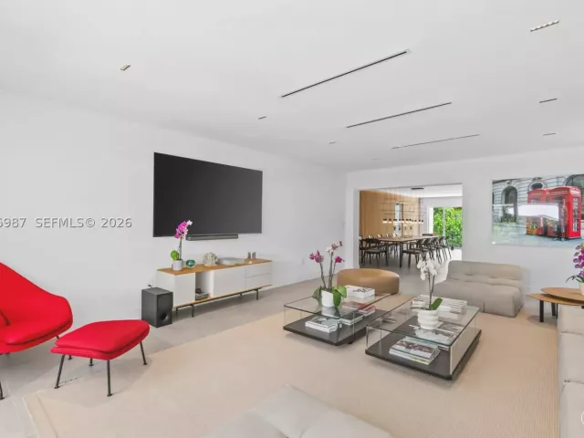 Продажа дома по адресу 9033 Emerson Ave - фото 8881173