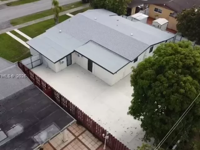 Продажа дома по адресу 11952 SW 176th Ter - фото 9372364