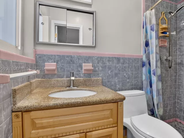 Продажа дома по адресу 206 N 32nd Ave - фото 9124013