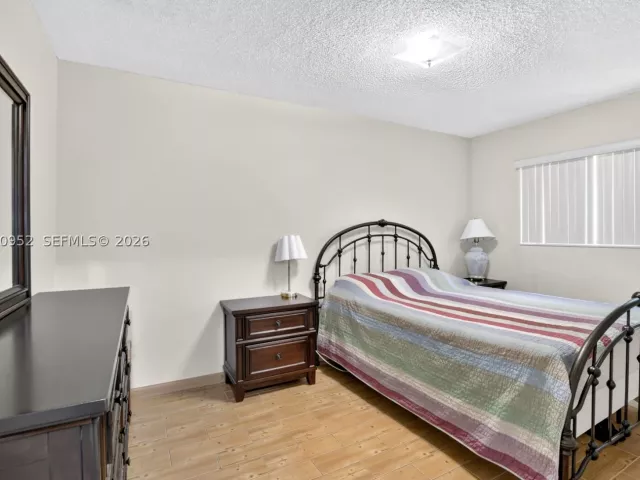 Продажа дома по адресу 206 N 32nd Ave - фото 9124021