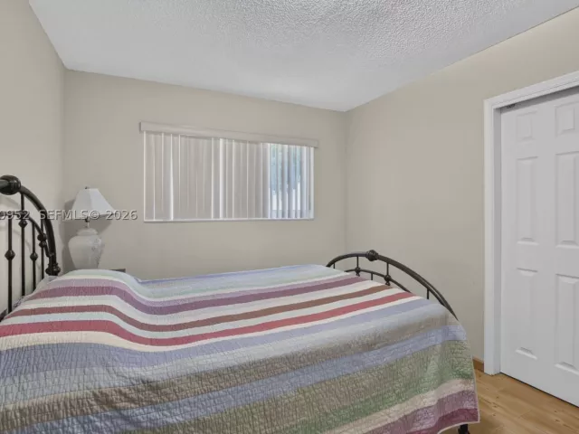Продажа дома по адресу 206 N 32nd Ave - фото 9124023