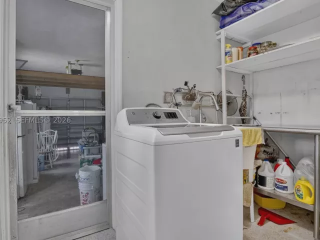 Продажа дома по адресу 206 N 32nd Ave - фото 9124026
