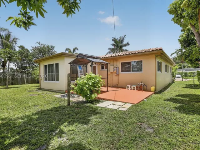 Продажа дома по адресу 206 N 32nd Ave - фото 9124031