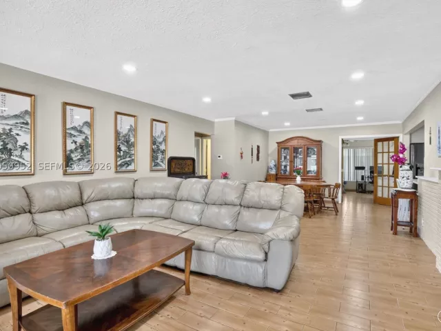 Продажа дома по адресу 206 N 32nd Ave - фото 9123973