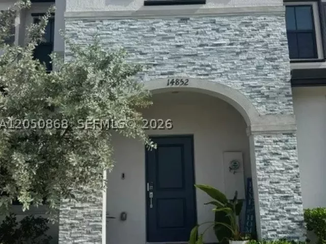 Продажа дома по адресу 14852 SW 183rd Ter - фото 8925809