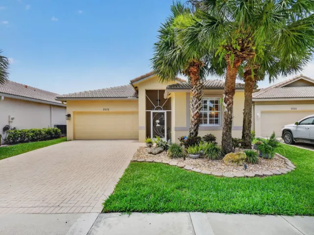 Продажа дома по адресу 9575 Sandpiper Shores Way - фото 8889138