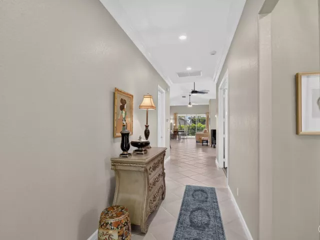 Продажа дома по адресу 9575 Sandpiper Shores Way - фото 8889144