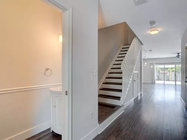 Продажа дома по адресу 804 SW 4th Avenue - фото 9283403