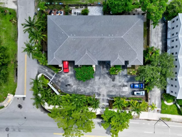 Продажа дома по адресу 804 SW 4th Avenue - фото 9283381