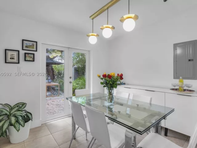 Продажа дома по адресу 12685 NW Miami Ct - фото 8884826