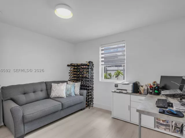 Продажа дома по адресу 12685 NW Miami Ct - фото 8884829