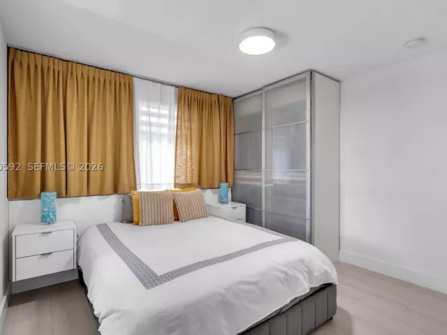 Продажа дома по адресу 12685 NW Miami Ct - фото 8884831