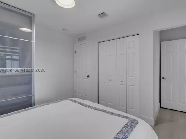 Продажа дома по адресу 12685 NW Miami Ct - фото 8884832