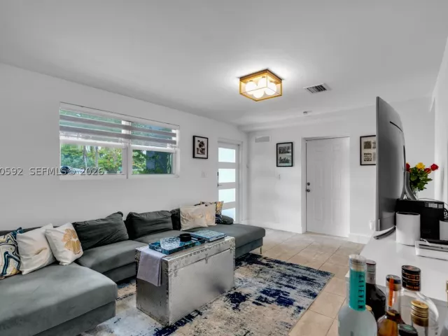 Продажа дома по адресу 12685 NW Miami Ct - фото 8884821