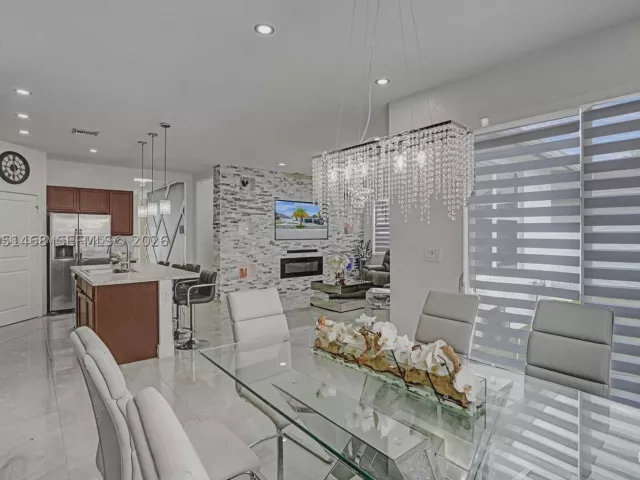 Продажа дома по адресу 27563 SW 133rd Ave - фото 8919952