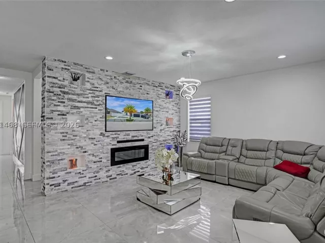 Продажа дома по адресу 27563 SW 133rd Ave - фото 8919956