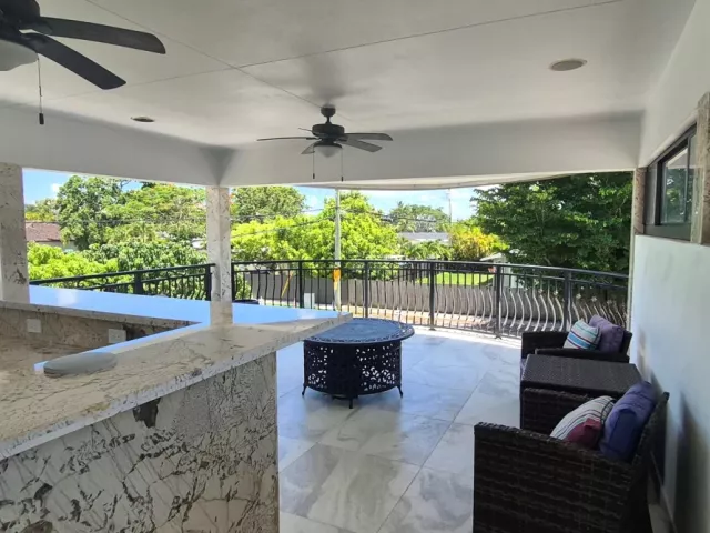 Продажа дома по адресу 3711 SW 122nd Ave - фото 8916195