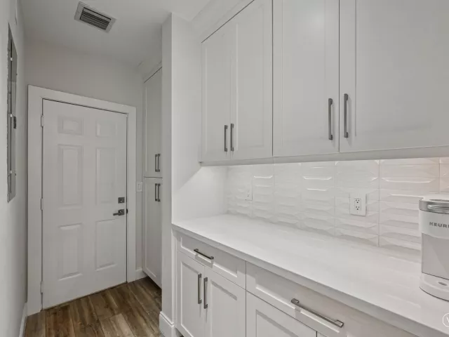 Продажа дома по адресу 1835 S Ocean Boulevard H - фото 8909235