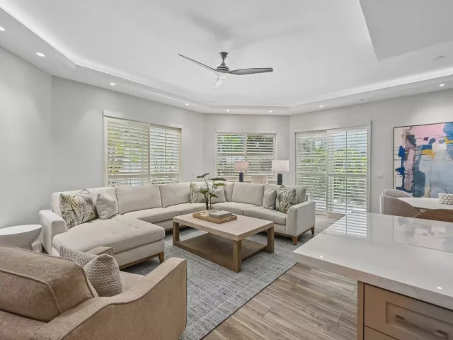 Продажа дома по адресу 1835 S Ocean Boulevard H - фото 8909238