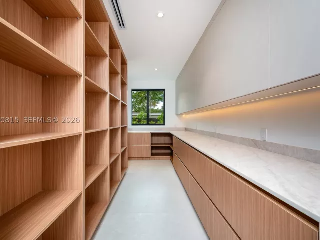 Продажа дома по адресу 6415 SW 83rd St - фото 8918156