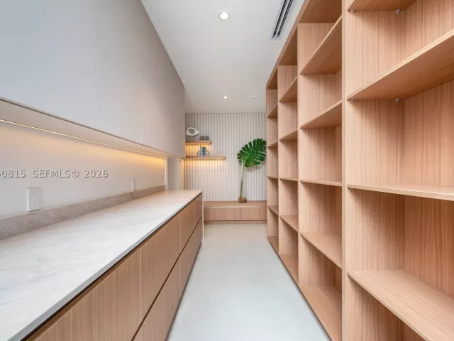 Продажа дома по адресу 6415 SW 83rd St - фото 8918157