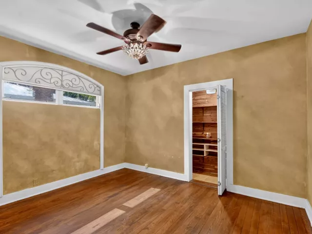 Продажа дома по адресу 109 George Bush Boulevard - фото 8901981