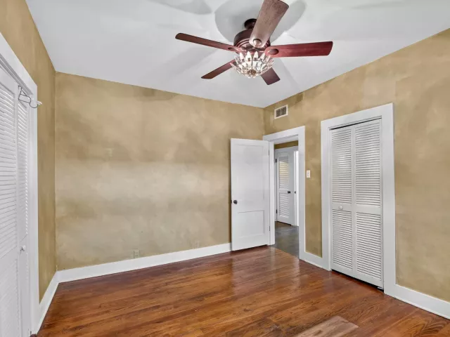 Продажа дома по адресу 109 George Bush Boulevard - фото 8901983